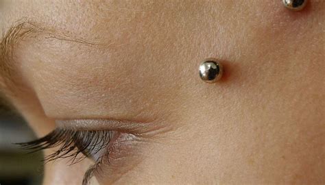 snake eyes piercing rejecting|Piercing Rejection: Signs, Prevention, Treatment, Pictures